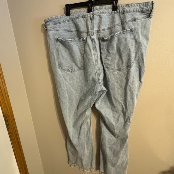 Old Navy High Rise Boot Cut Jeans - Picture 3 of 4